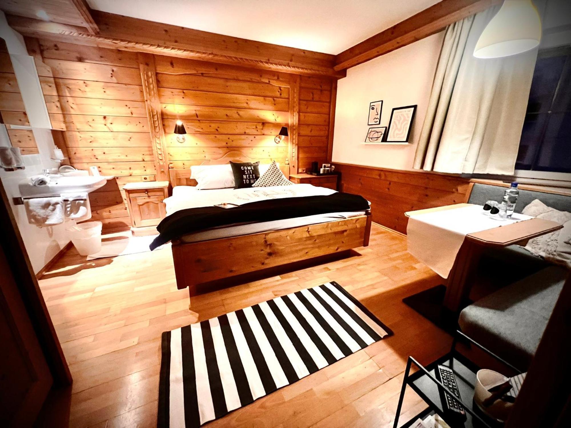 Hotel Haus Tirolerland Oetz Exteriér fotografie