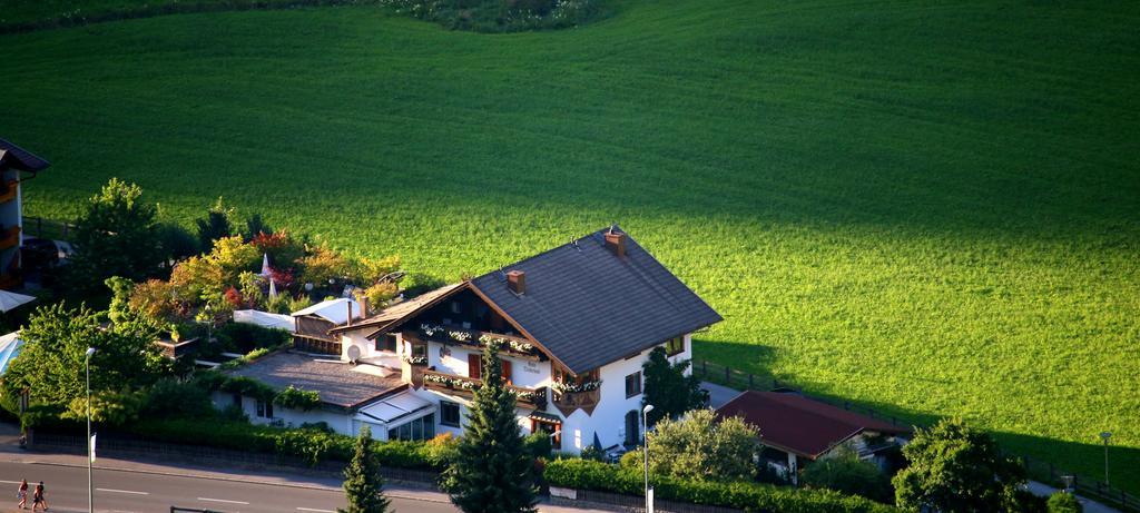 Hotel Haus Tirolerland Oetz Exteriér fotografie