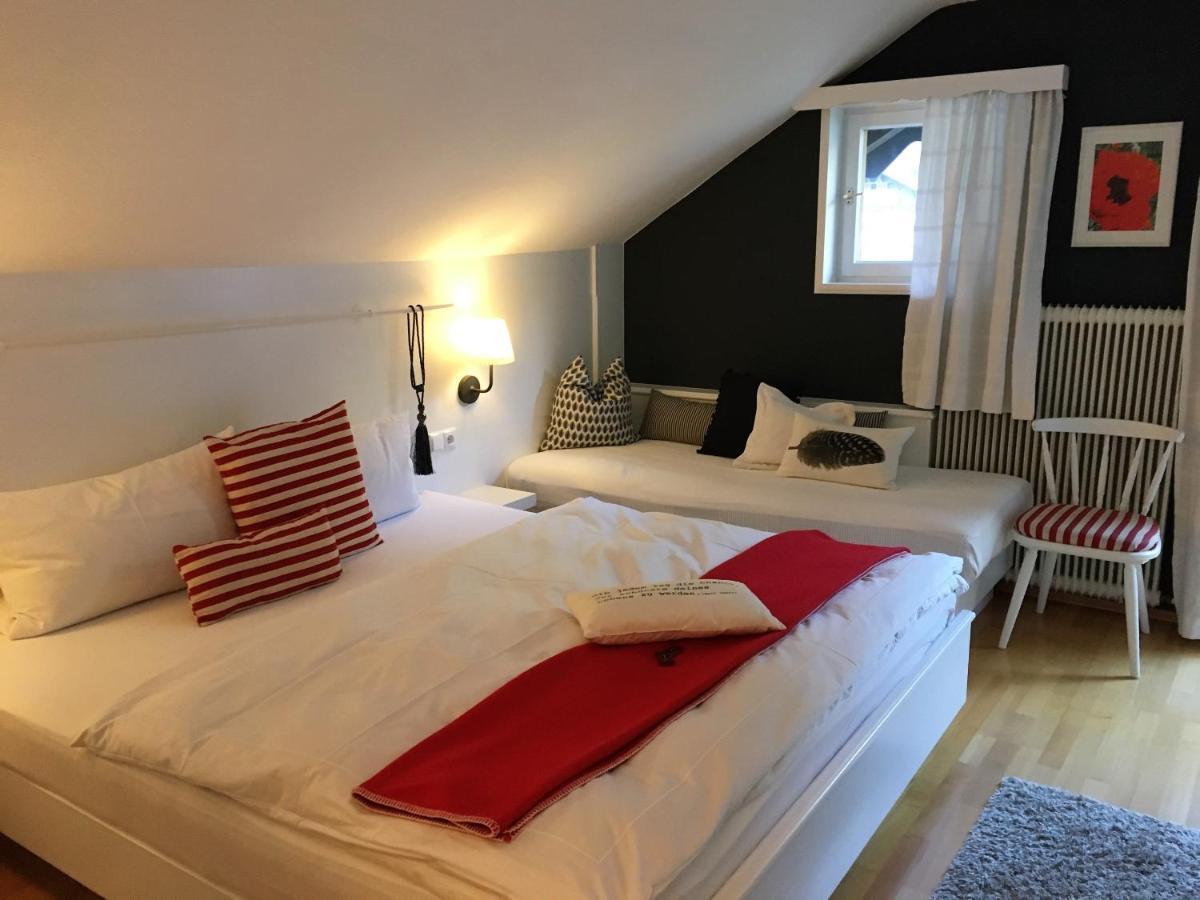 Hotel Haus Tirolerland Oetz Pokoj fotografie